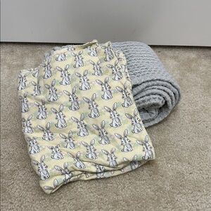 Bunny Print Baby Blanket Set